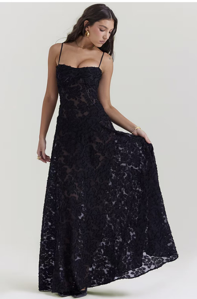 Fudus Elegantes Abendkleid - Spitze & Klassische Silhouette