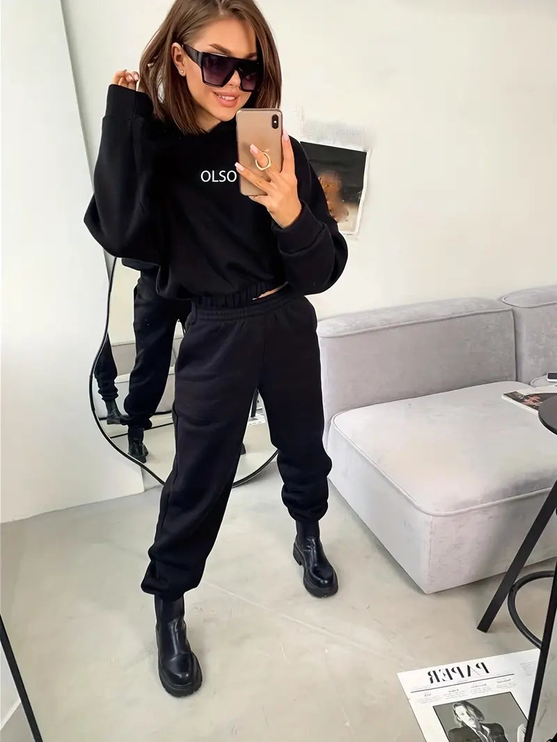 Fudus | Lässiges Zwei-teiliges Set Mit Kapuzenpullover Und Aufdruck