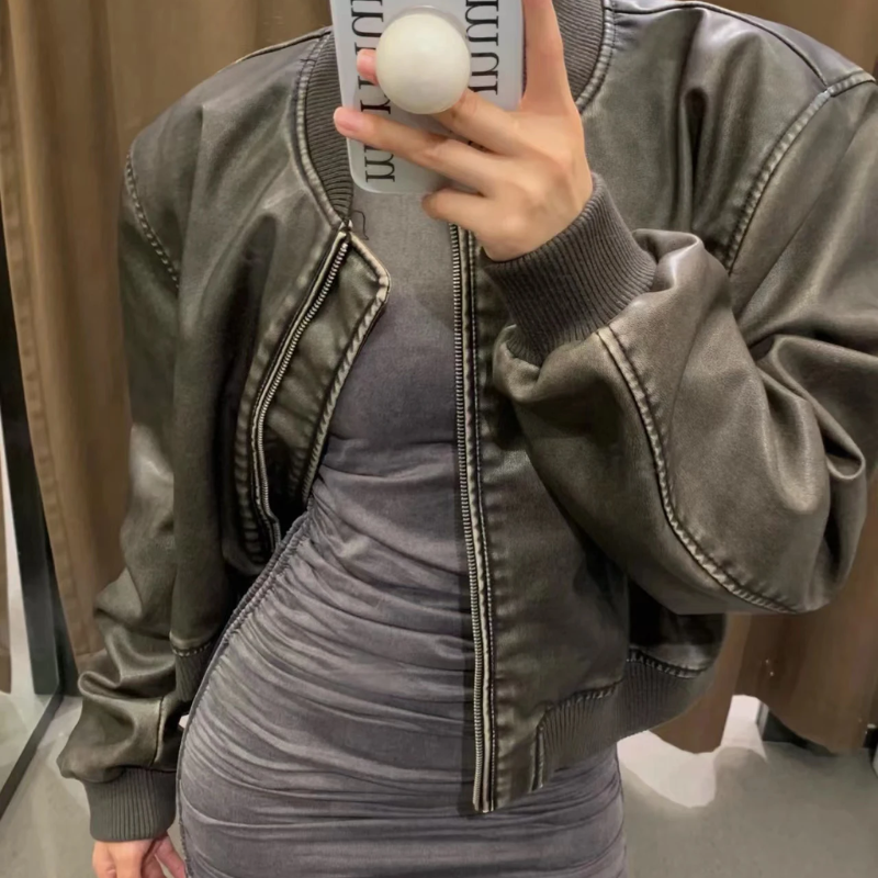 Damen Lederjacke Bombermodell mit gerippten Bündchen und Reißverschlusstaschen