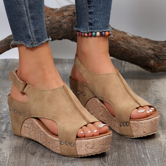 Sandalen Plateau Wedge Peep Toe Nieten