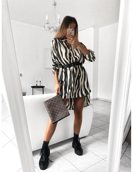 Damen Kleid mit geometrischem Muster und eleganter Taillierung Fudus