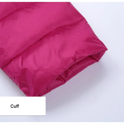 Slim-Fit Damen Daunenjacke mit Stehkragen und durchgehendem Reißverschluss