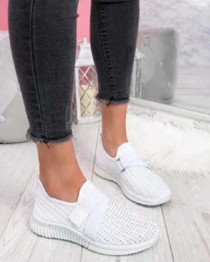 Fudus | Sneakers in Einer Farbe Mit Warmen Perforationen