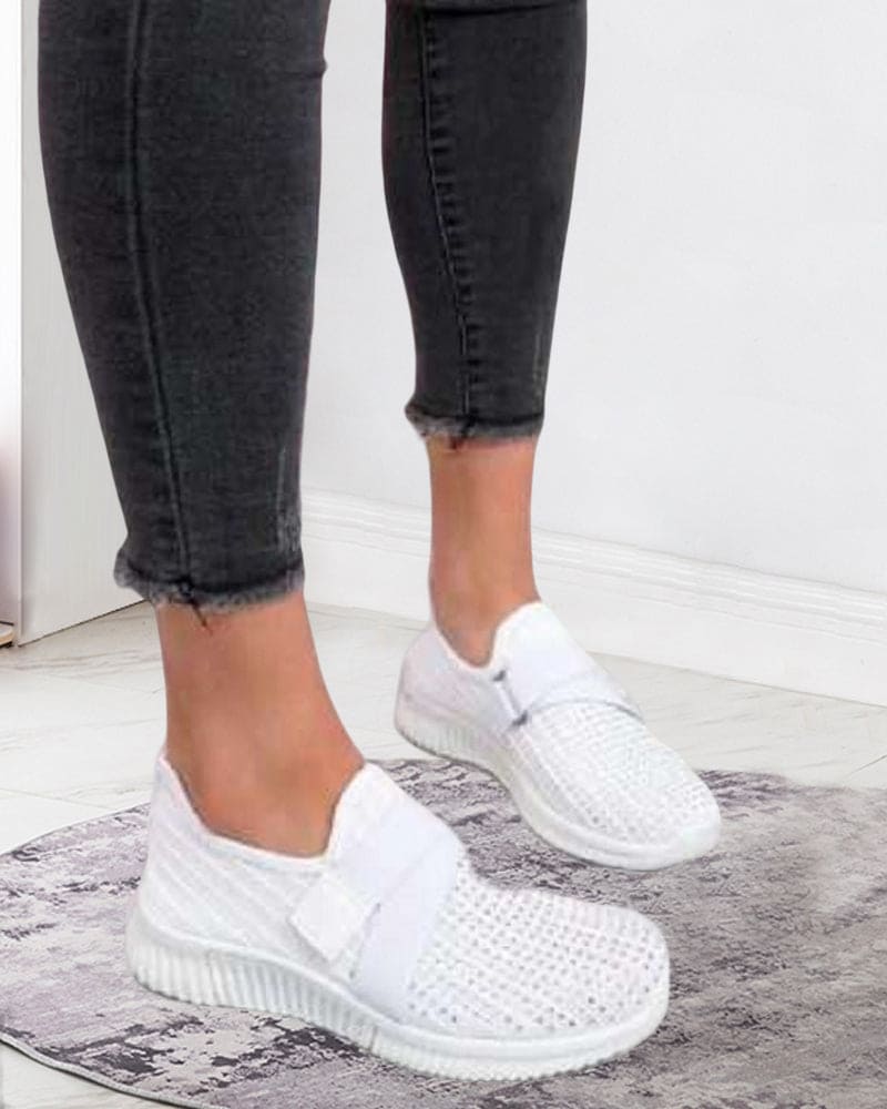 Fudus | Sneakers in Einer Farbe Mit Warmen Perforationen