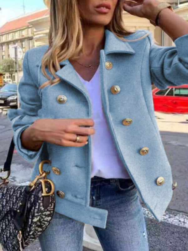 Damen Jacke mit goldenen Knöpfen im kurzen Schnitt