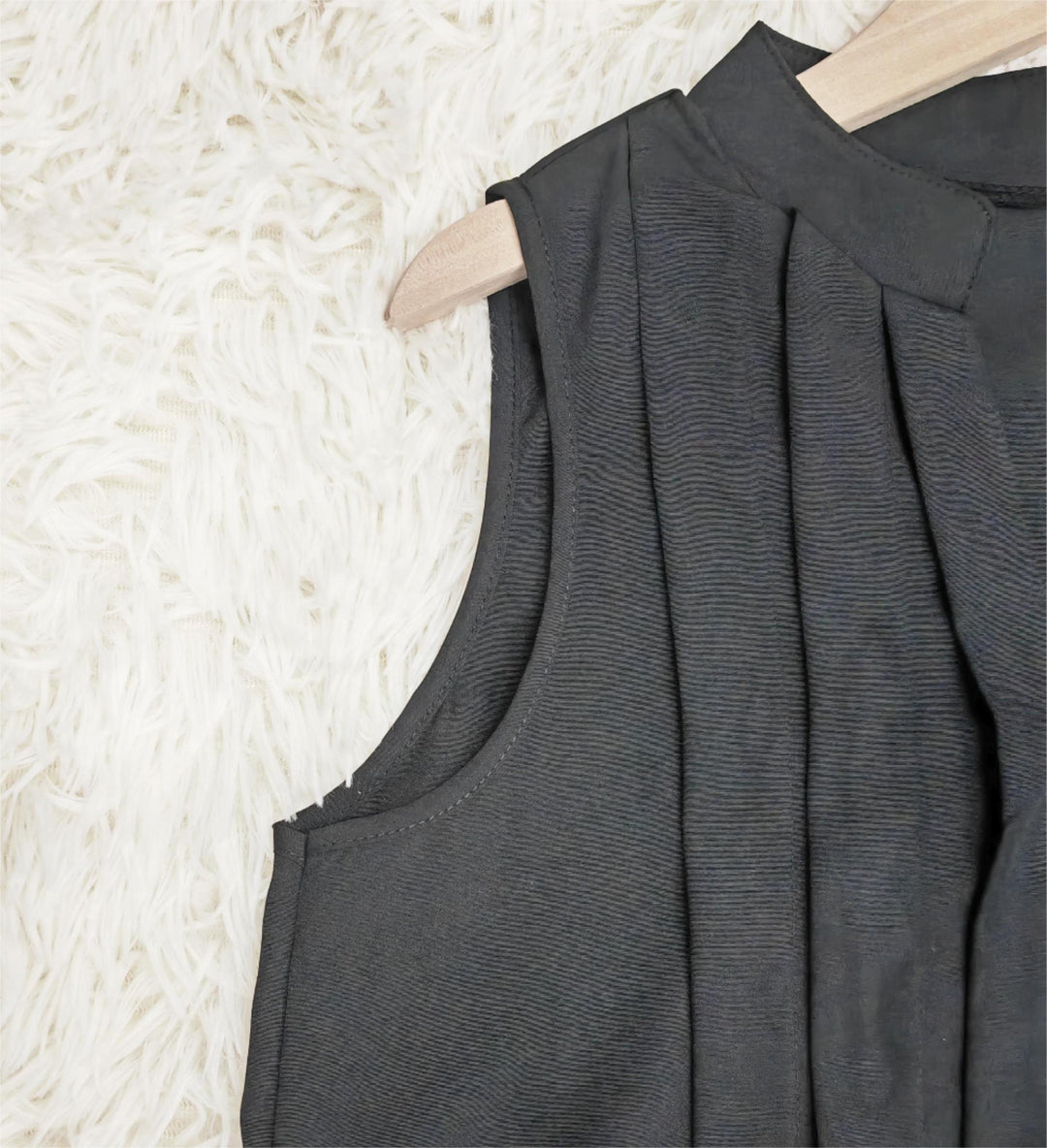 Damen Schwarzes Ärmelloses Top Einfarbig Für Lässigen Look