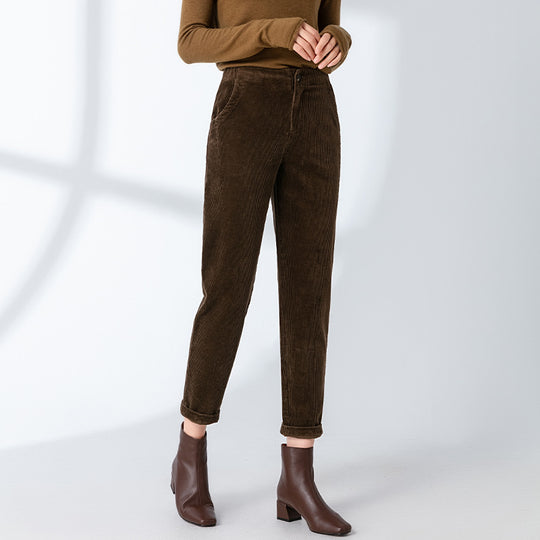 Damen Hochwertige Cordhose mit schmalem Schnitt und gemütlichem Bund