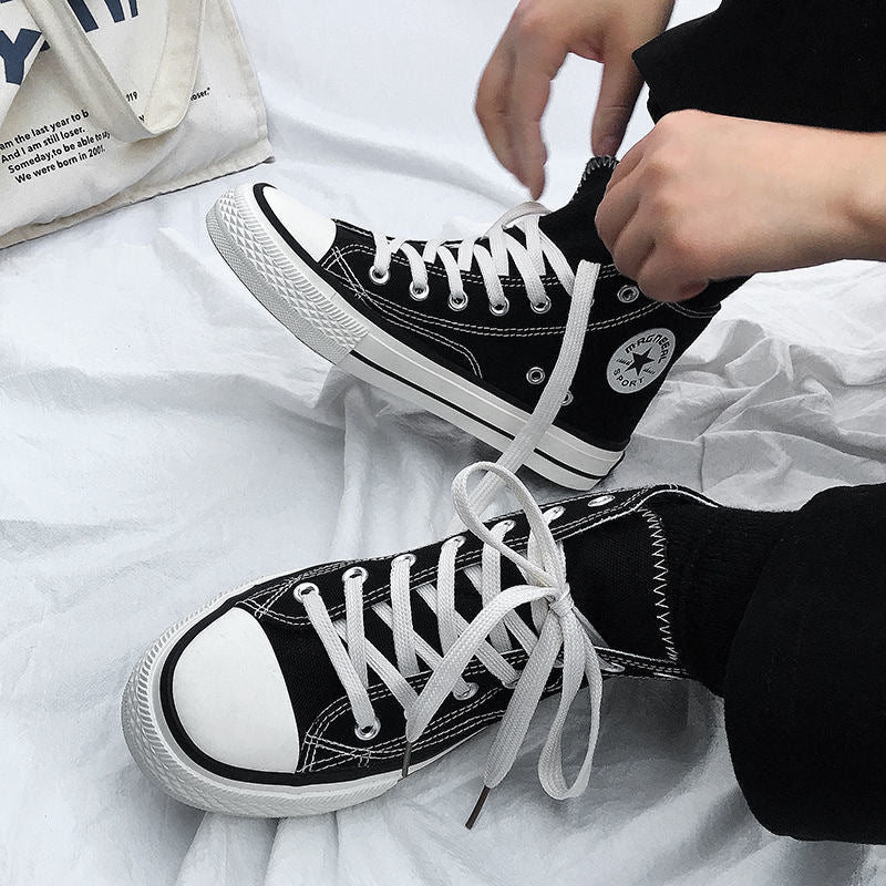 Damen Hochformat Sneakers aus leichtem und atmungsaktivem Canvas mit klassischem Design