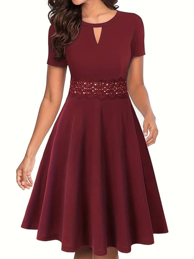 Fudus | Stilvolles Kleid mit betonter Taille für Frauen