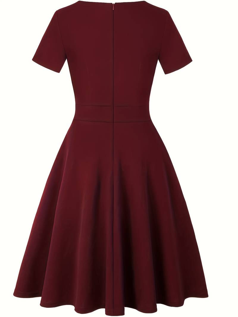 Fudus | Stilvolles Kleid mit betonter Taille für Frauen