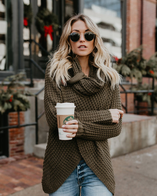 Damen Grobstrickjacke mit asymmetrischem Schnitt und großen Knöpfen Fudus