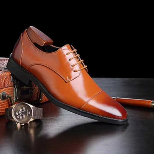 Herren Luxuriöse Leder Herrenschuhe Mit Schnürung Und Polierter Oberfläche