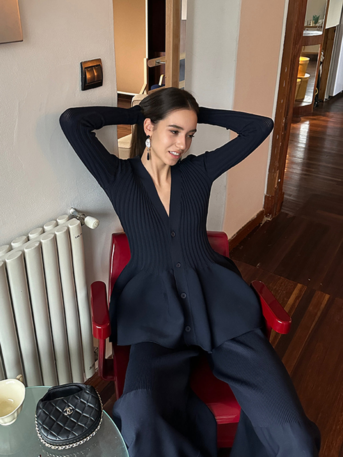 Fudus | V-ausschnitt Rüsche Knopf Cardi