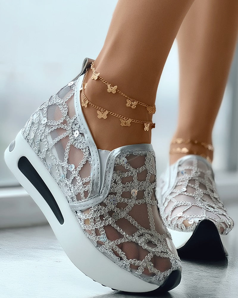 Muffin-Sneaker mit Pailletten