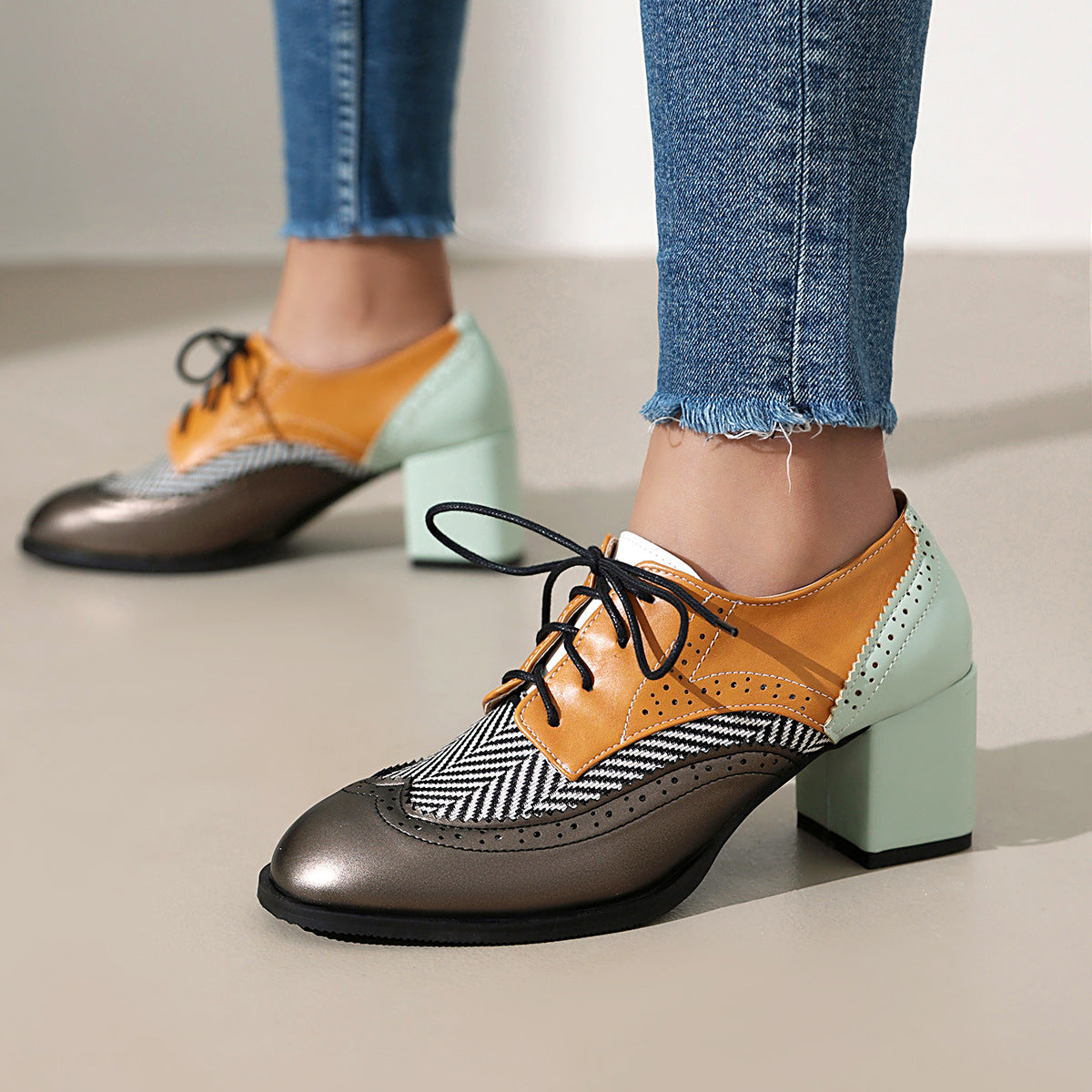 Damen Elegante Schnürpumps Broguemuster