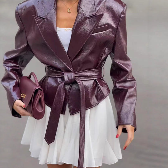 Damen kurze Kunstlederjacke mit elegantem Gürtel Fudus