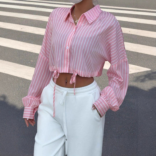 Damen Kurzes Hemd mit gestreiftem Design und Bindedetails Fudus