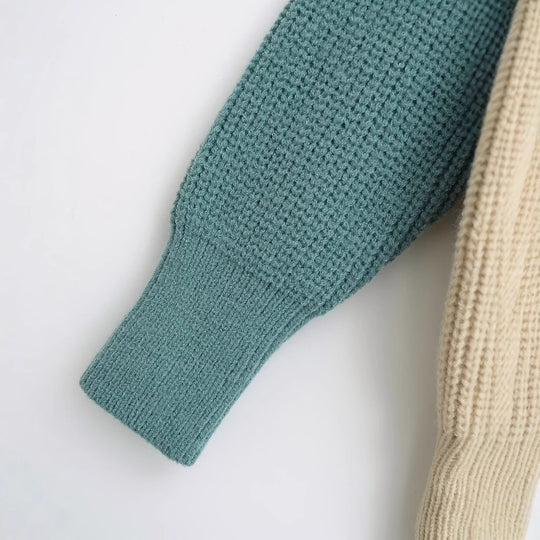 Damen Grobstrickpullover mit V-Ausschnitt und praktischen Taschen Fudus