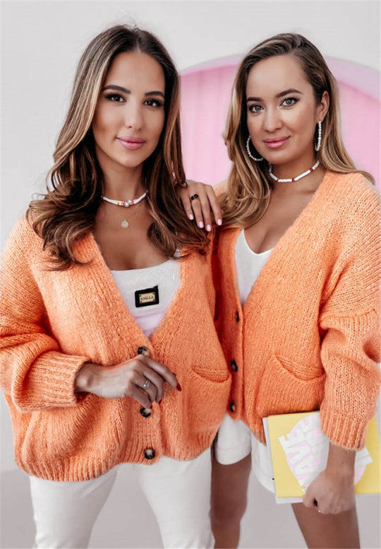 Damen Grobstrickjacke mit Knopfverschluss und funktionalen Taschen Fudus