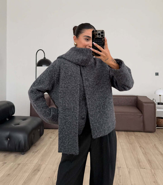 Damen kuschelige Oversized-Jacke mit hohem Kragen und Button-Details Fudus