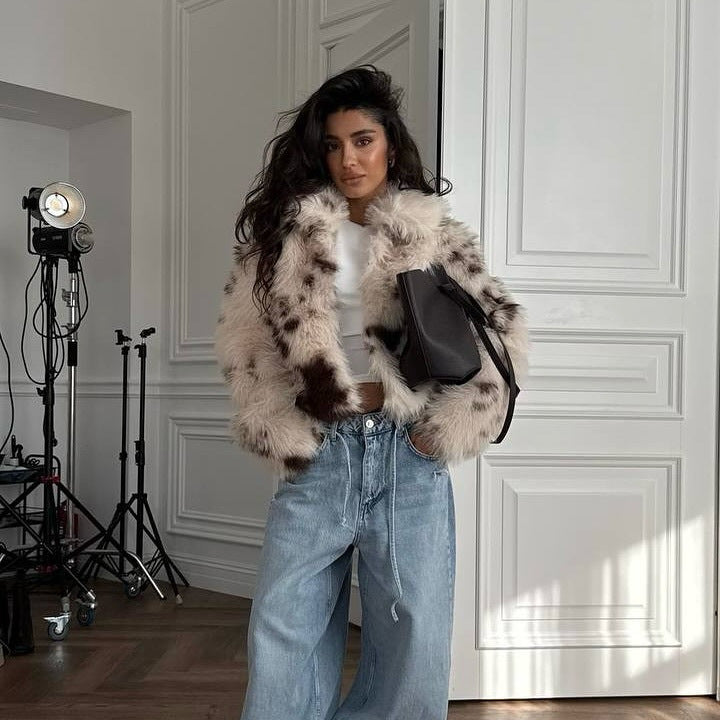 Damen Kunstfelljacke mit modernem Design und hohem Kragen Fudus