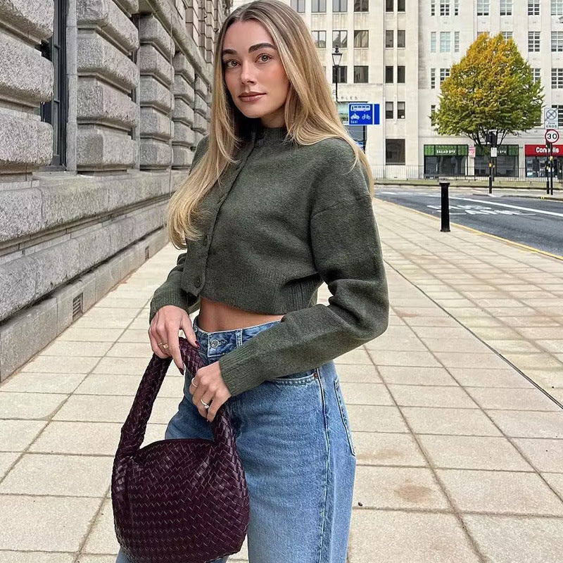 Damen Kurzpullover mit knopfbeschichtetem Design Fudus