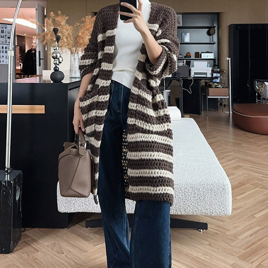 Damen lässige Strickjacke mit breitem Streifenmuster und praktischen Taschen Fudus