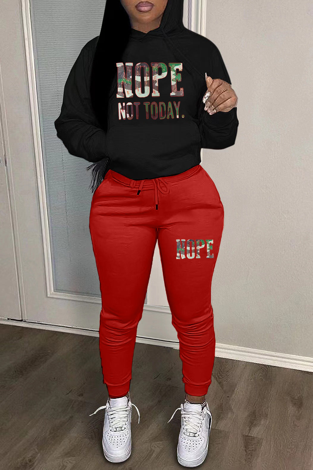 Damen Hoodie und Jogginghose Set mit auffälligem Motiv und bequemem Schnitt Fudus