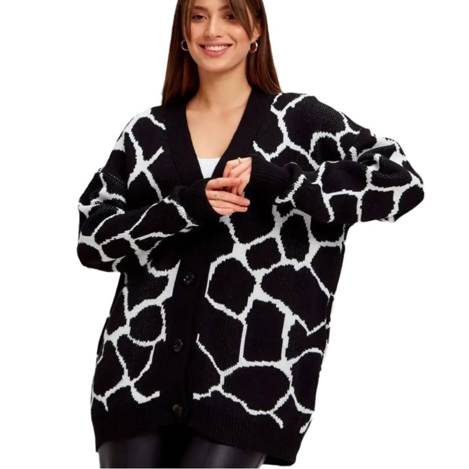 Damen Grobstrickjacke mit modernem Muster und Knopfdetails Fudus