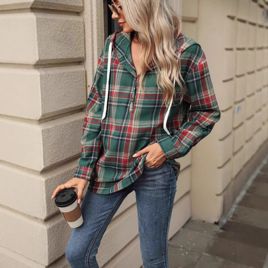 Damen karierte Kapuzenbluse mit praktischen Knopfdetails und lässigem Schnitt Fudus