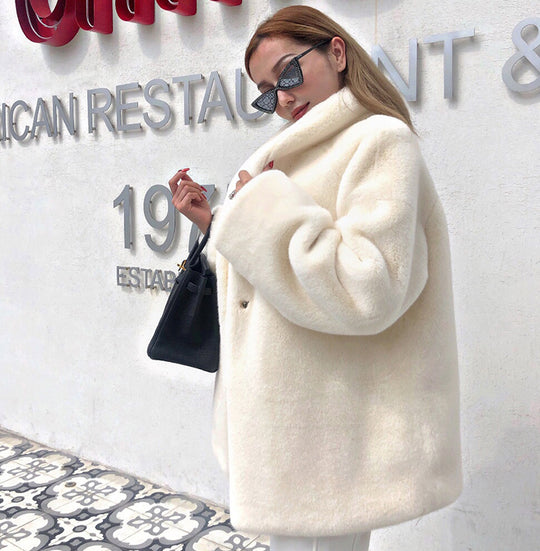 Damen kuschelige Oversized-Jacke aus Plüsch mit breitem Kragen Fudus