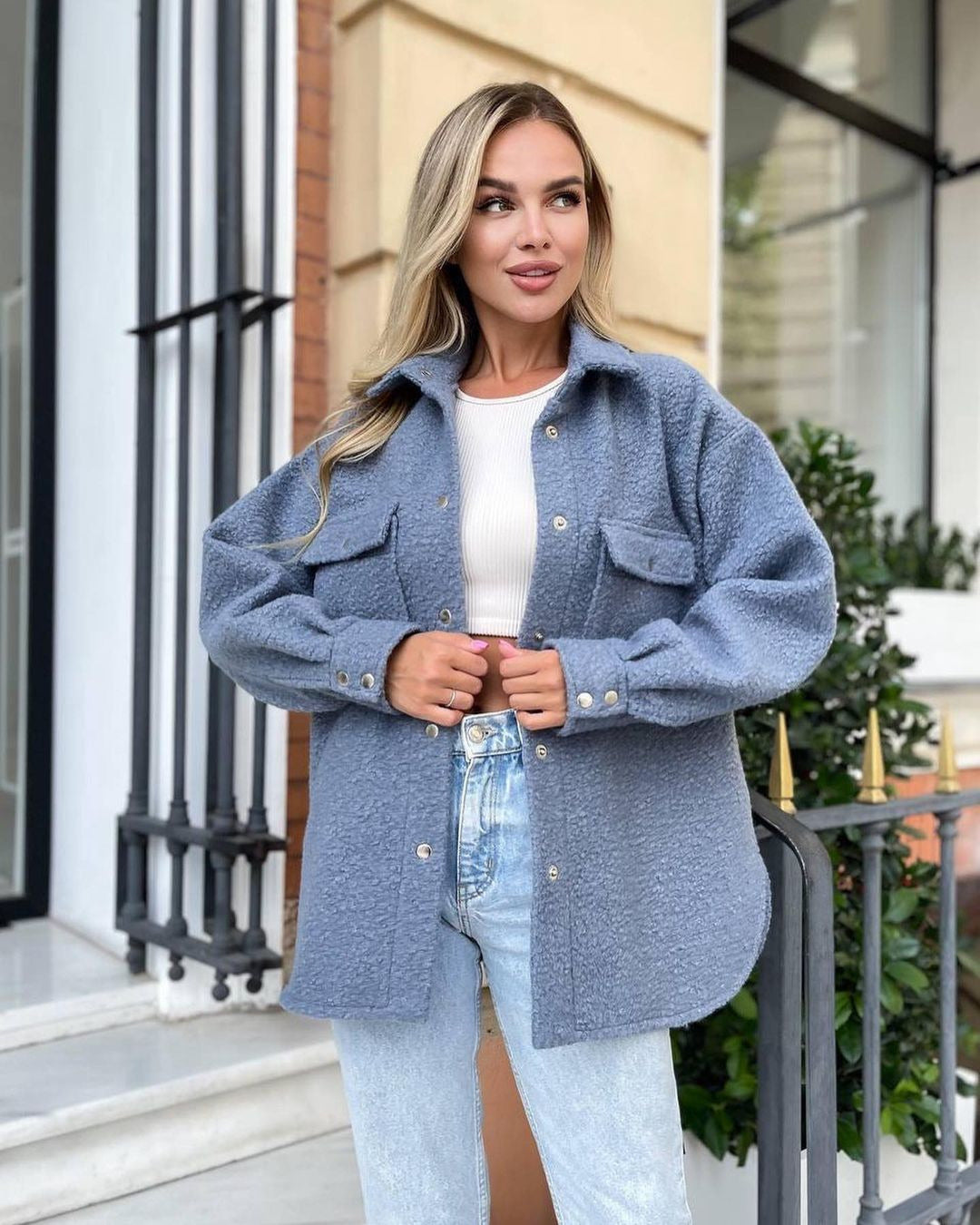 Damen Kuschelige Fleecejacke mit aufgesetzten Taschen und Knopfleiste Fudus