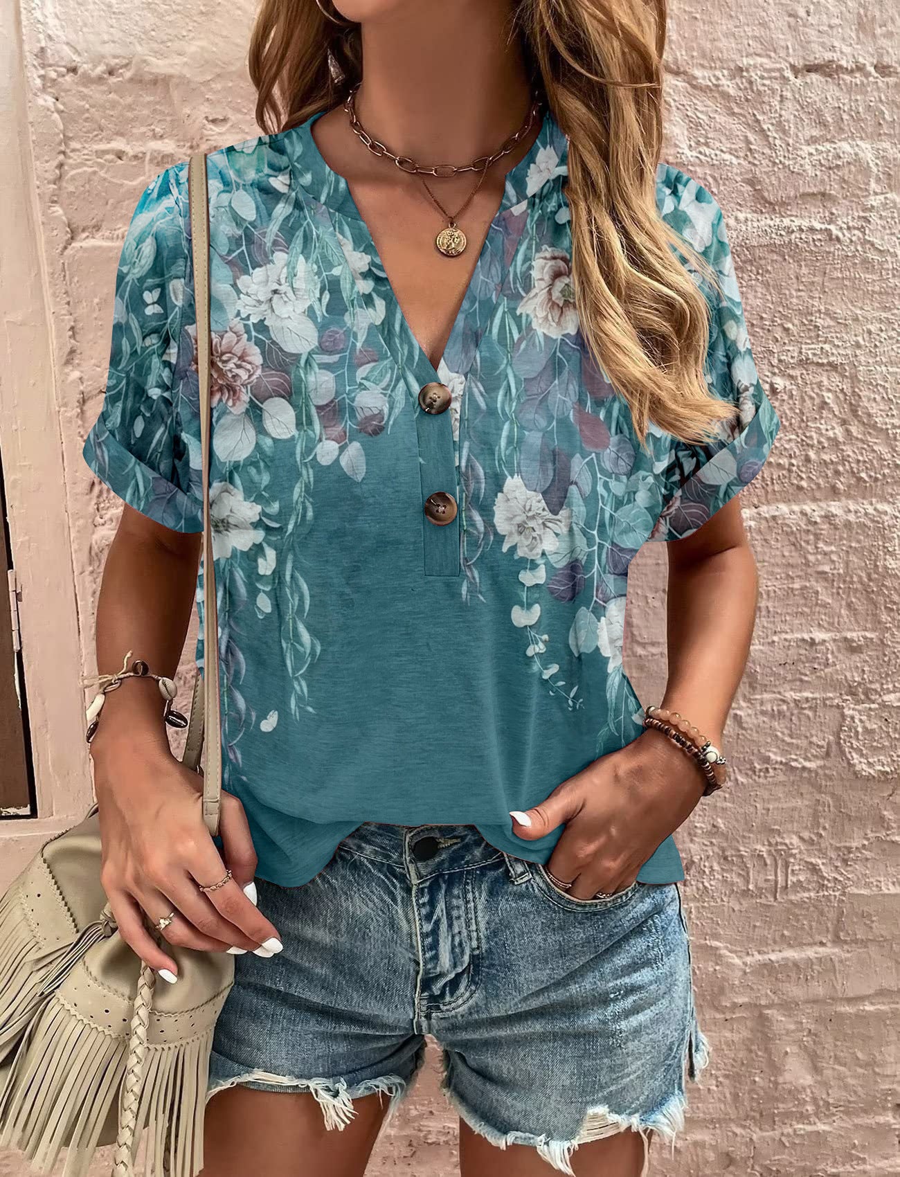 Damen Kurzarm Blusenshirt mit Knopfdetaillierung und trendigem Streifenmuster Fudus