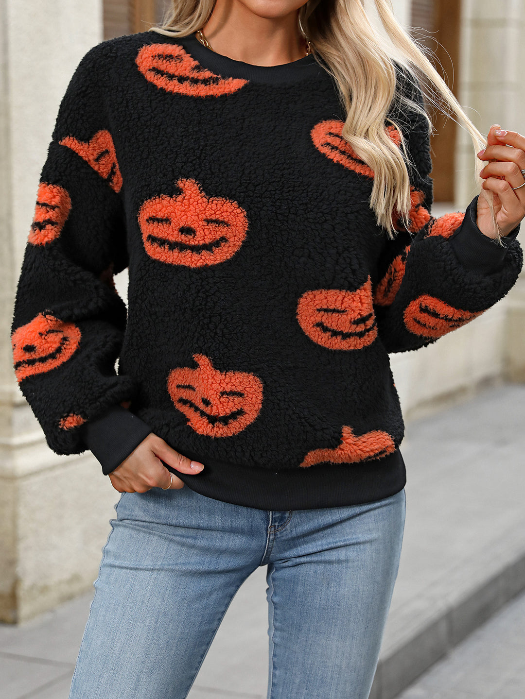 Damen Kuscheliger Sweatshirt mit Halloween-Motiv Fudus