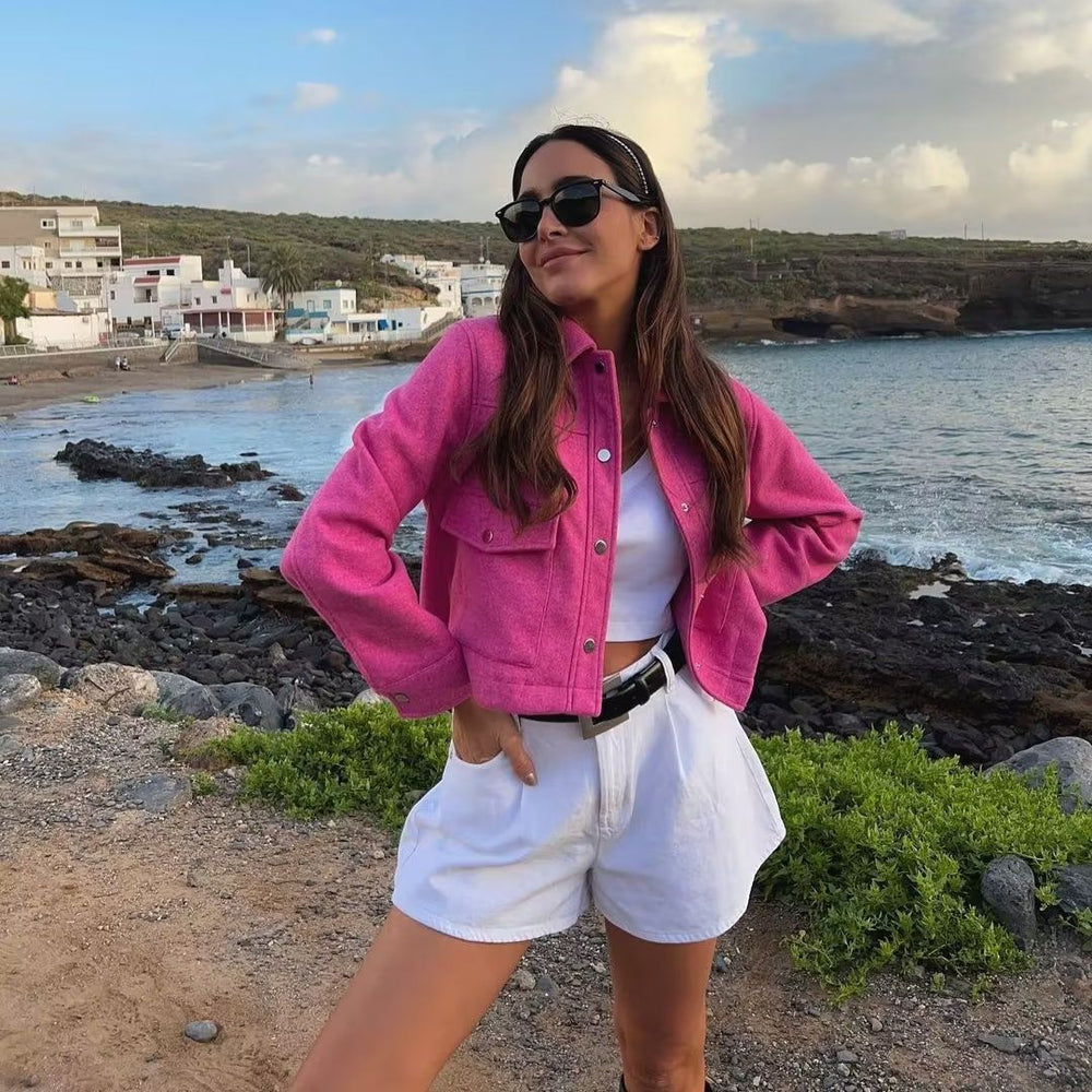 Damen kurze Jacke aus hochwertigem Material mit praktischen Brusttaschen Fudus