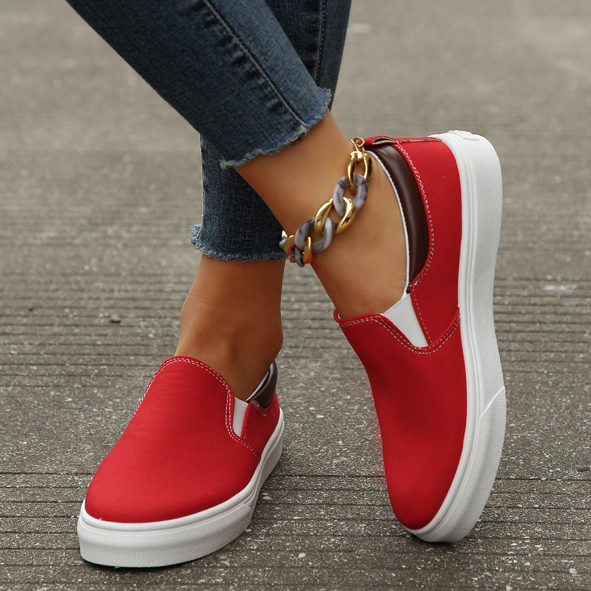 Damen Slip On Sneakers Aus Hochwertigem Obermaterial Mit Elastischen Einsätzen