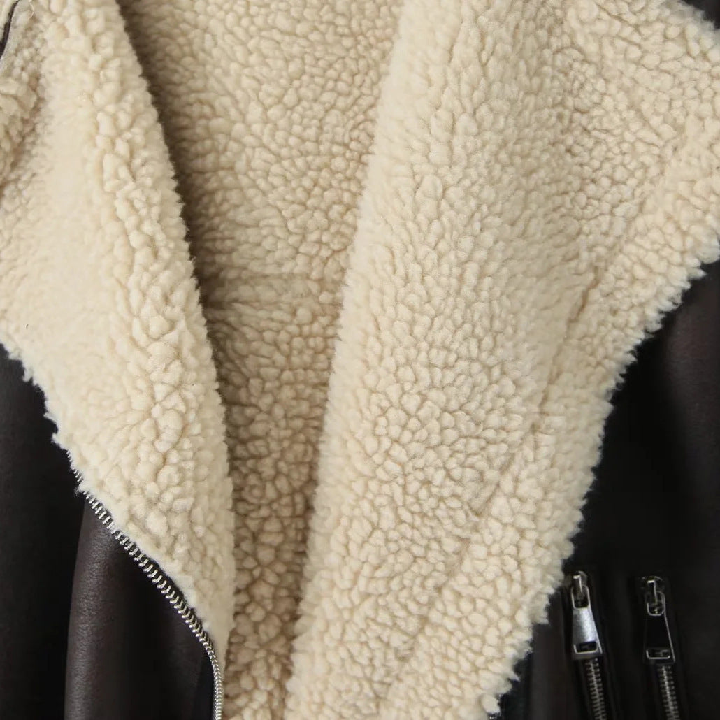 Damen Kunstfelljacke mit seitlichen Reißverschlusstaschen und Gürtel Fudus