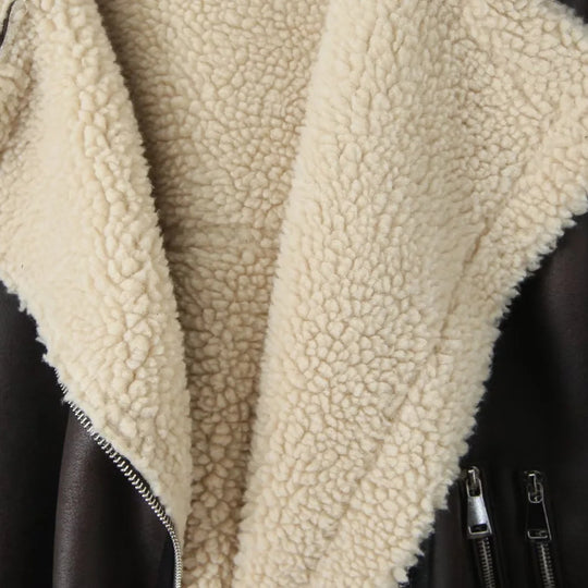 Damen Kunstfelljacke mit seitlichen Reißverschlusstaschen und Gürtel Fudus