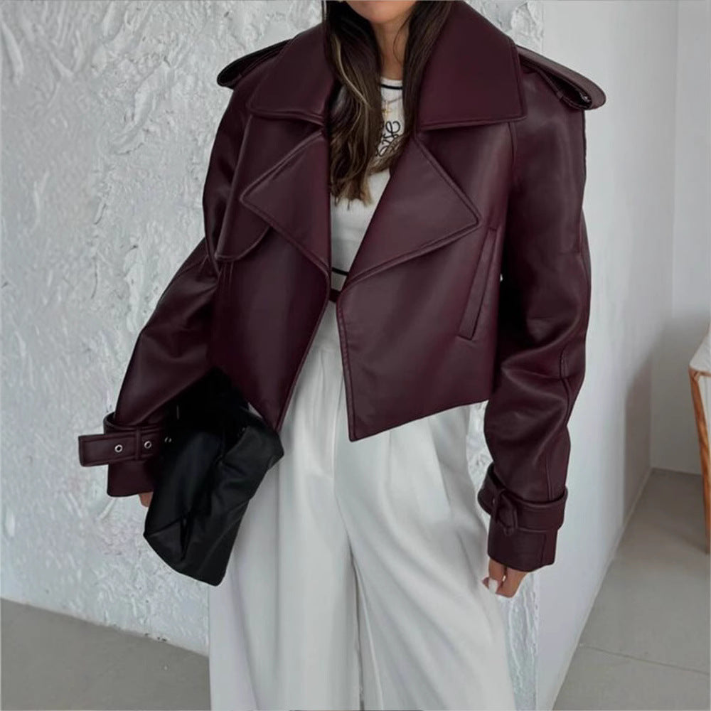 Damen Kunstlederjacke im modischen Biker-Stil mit breitem Revers Fudus