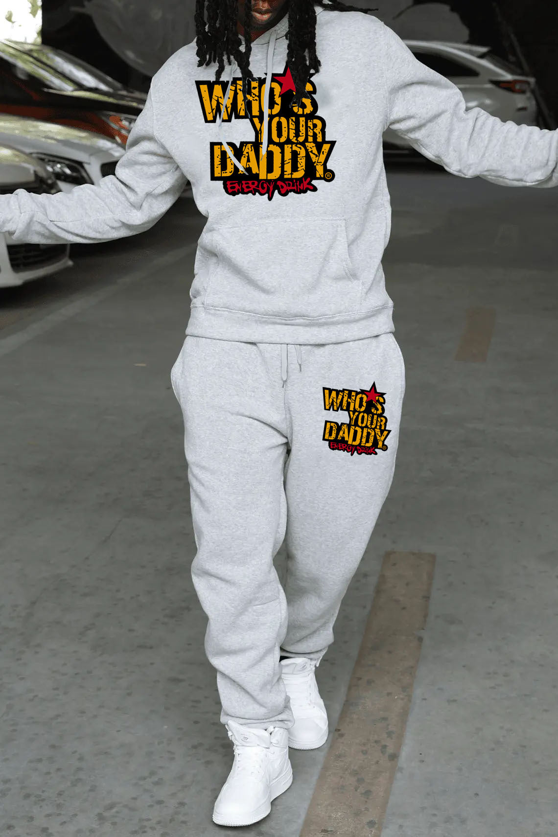 Damen Kapuzenpullover und Jogginghose Set mit kreativem Statementdruck Fudus