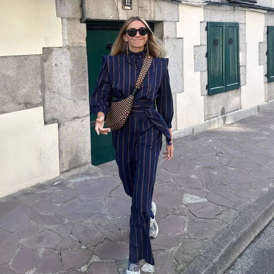 Damen Anzug mit tailliertem Schnitt und seitlichem Gürtel Fudus