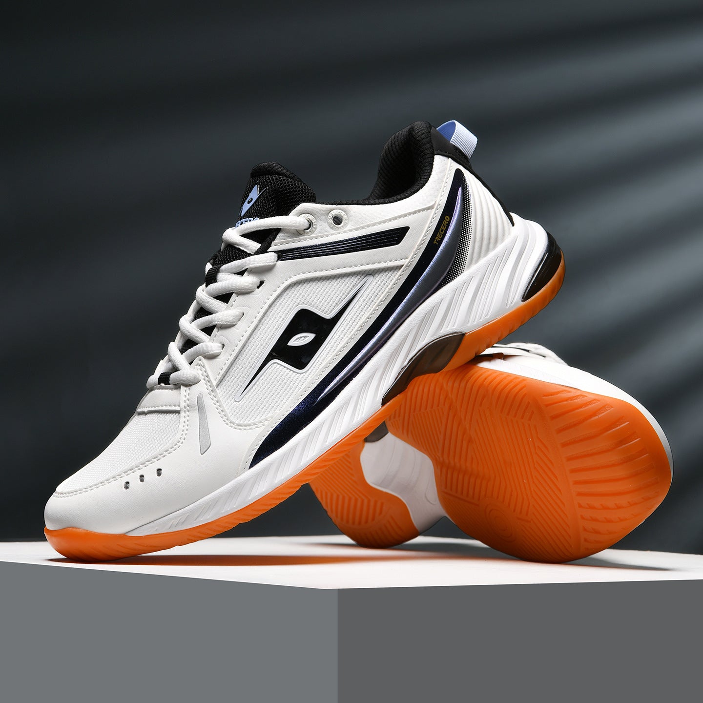 Damen Sportliche Hallenschuhe mit rutschfester Sohle und atmungsaktiver Konstruktion Fudus