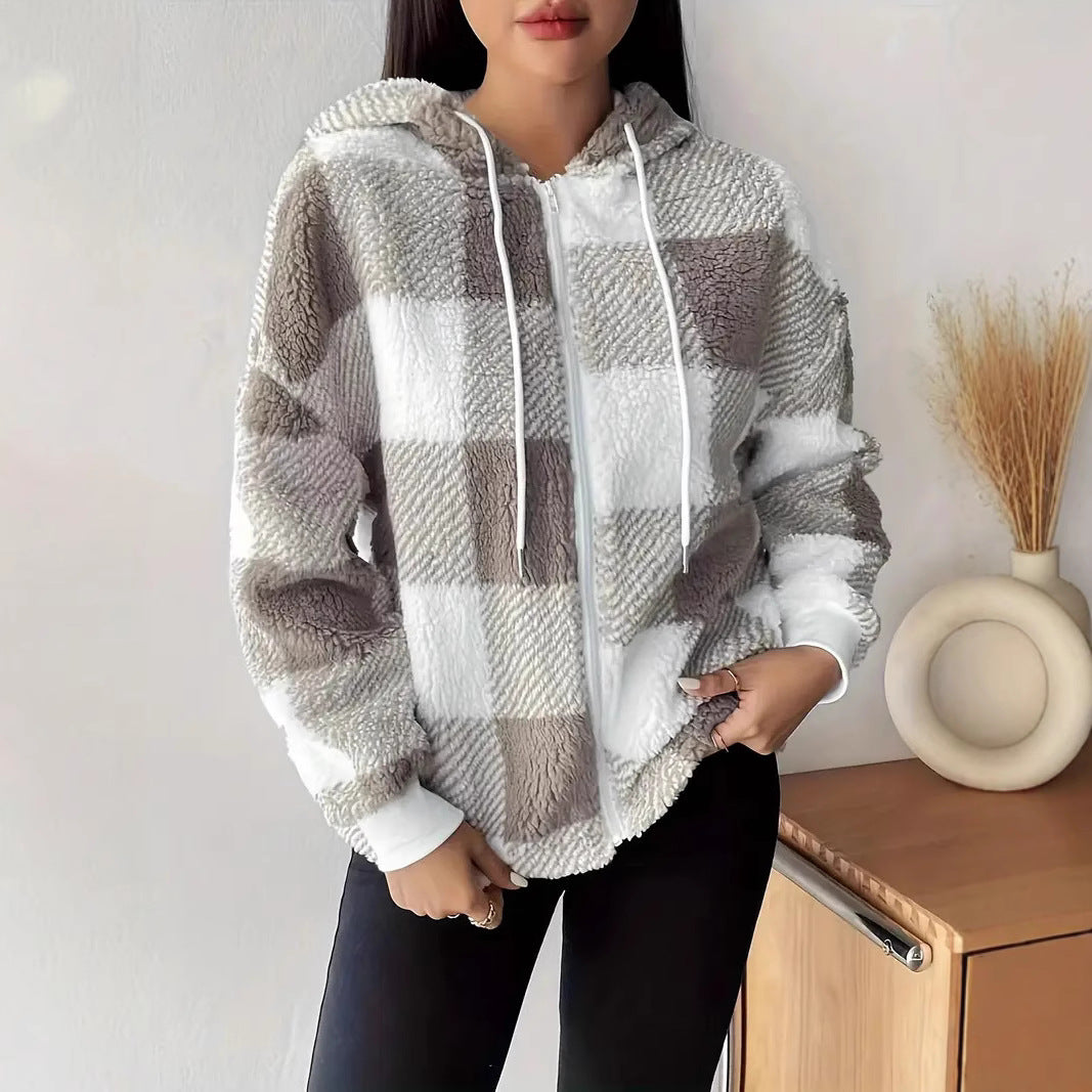 Damen Kuschelige Kapuzenjacke im Karodesign Fudus