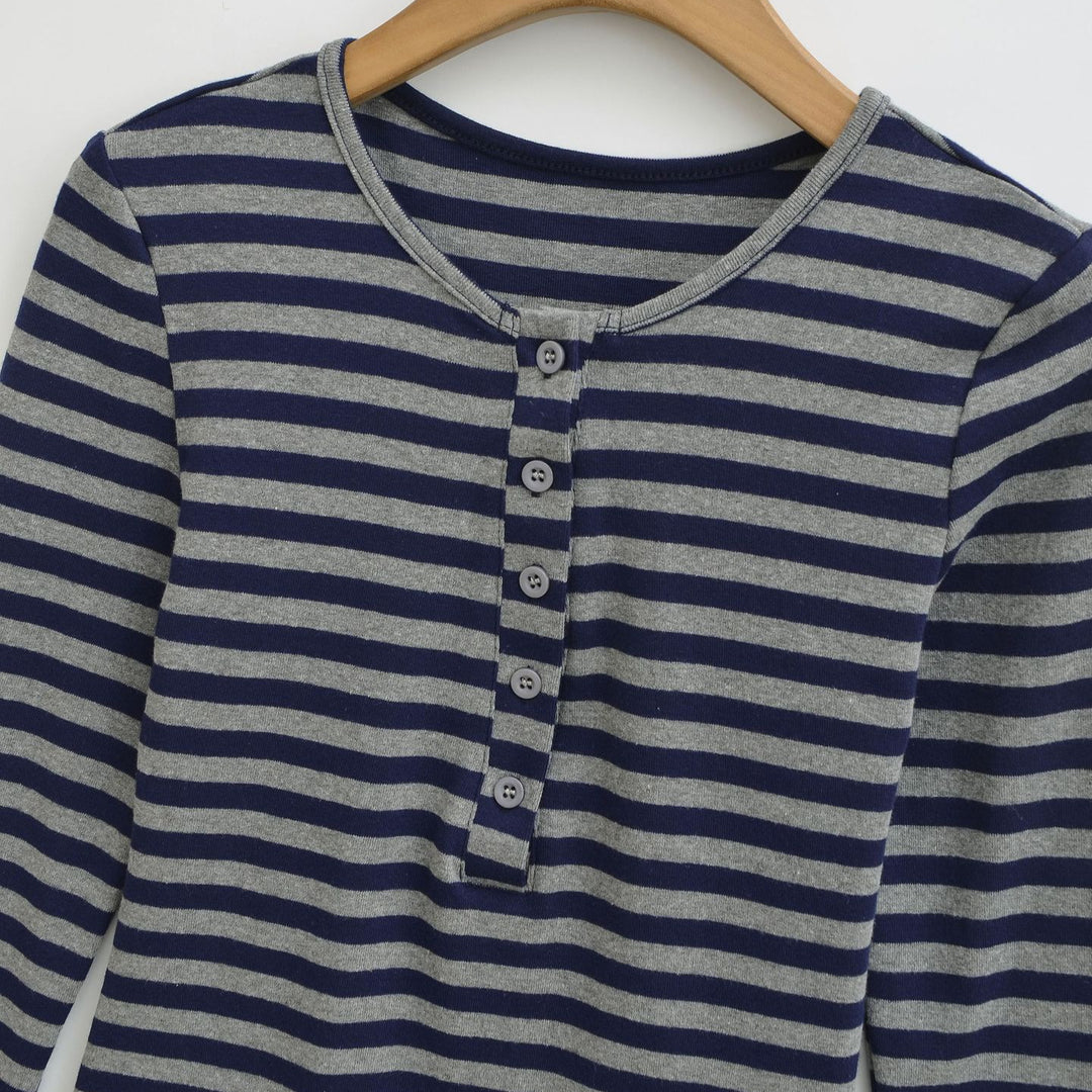 Damen langärmliges gestreiftes Oberteil mit Knopfdetail Fudus