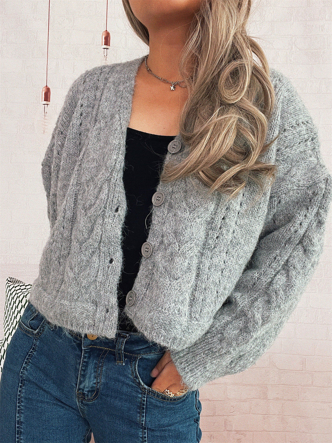 Damen kuschelige Strickjacke mit Zopfmuster und V-Ausschnitt Fudus