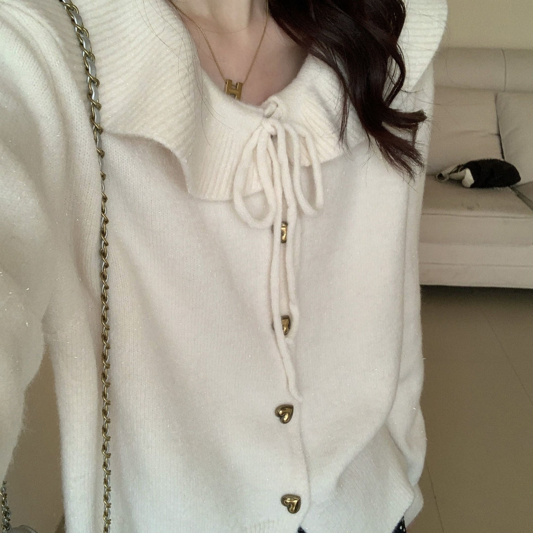 Damen kuscheliger Strickpullover mit übergroßem Kragen und Herzknöpfen Fudus