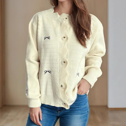 Damen Strickjacke mit verspieltem Knopf-Detail und schöner Struktur Fudus