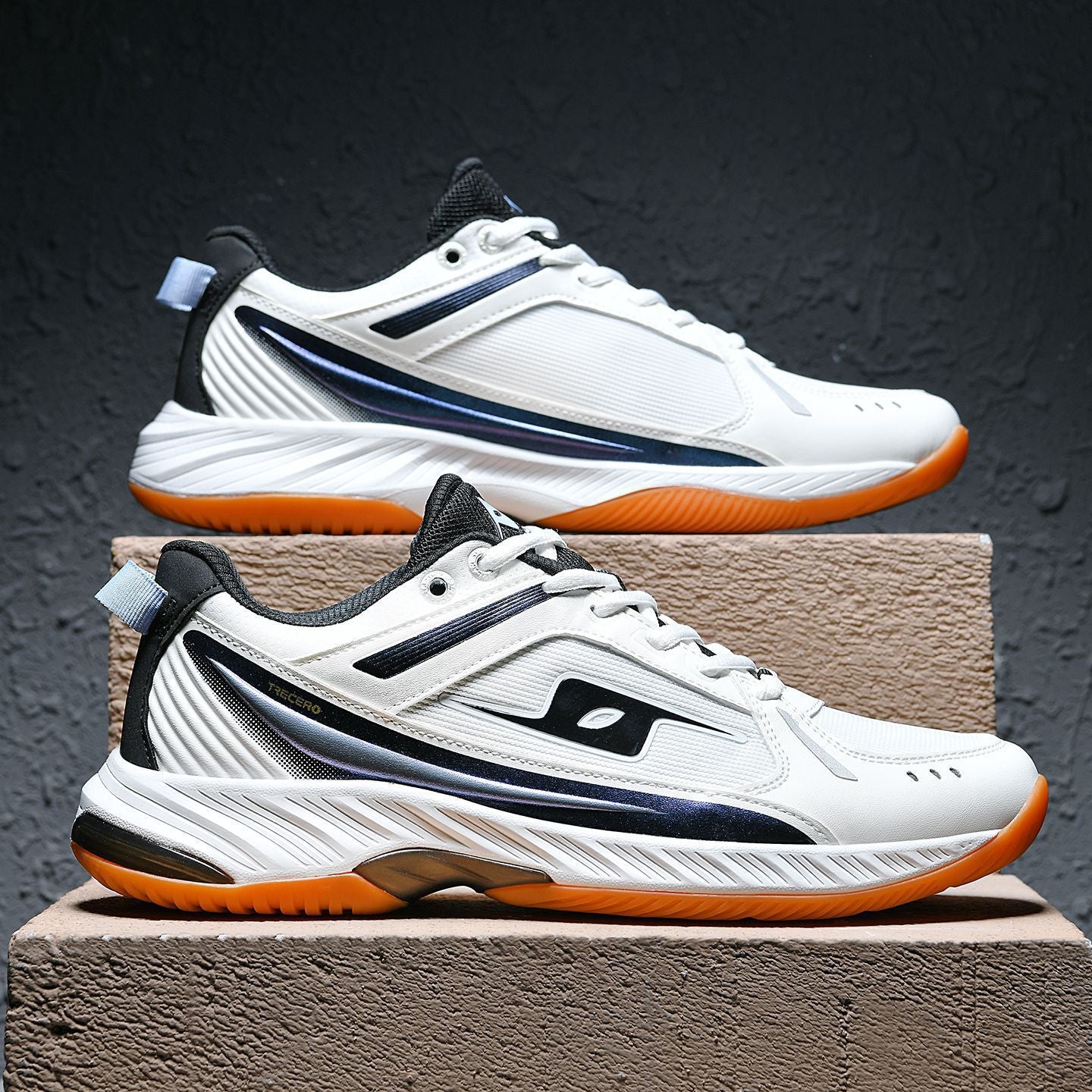 Damen Sportliche Hallenschuhe mit rutschfester Sohle und atmungsaktiver Konstruktion Fudus