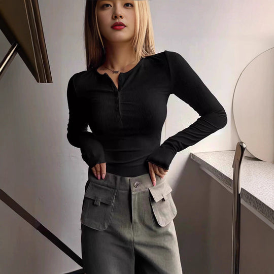 Damen langärmliges T-Shirt mit Knopfleiste und figurbetonter Passform Fudus