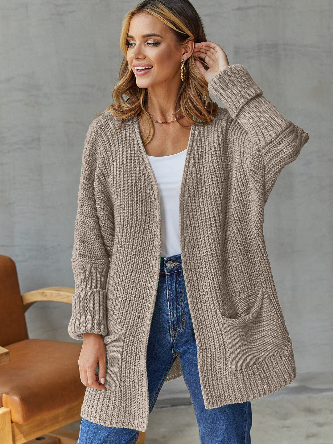 Damen Grobstrickcardigan mit praktischen Taschen und lässigem Schnitt Fudus
